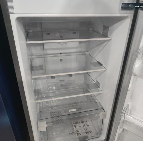 Vegetable box in Refrigerator test